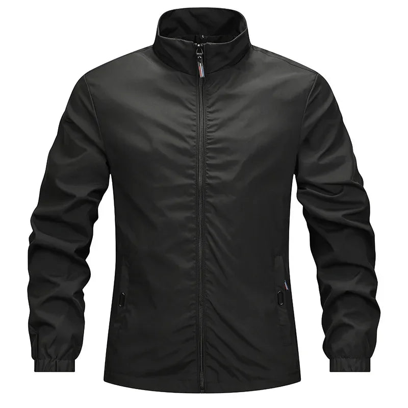 Elegante chaqueta cortavientos