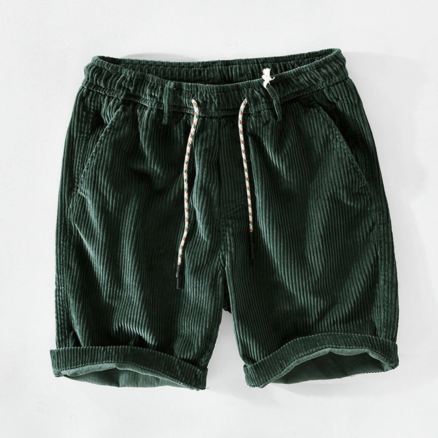 Elegantes pantalones cortos de pana