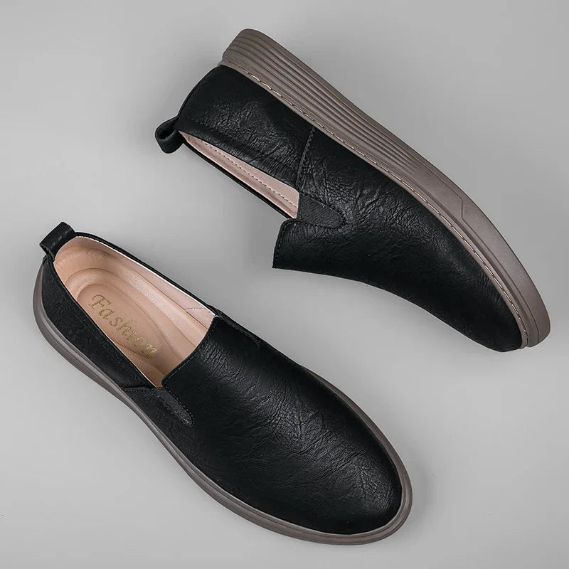 Zapatillas de piel