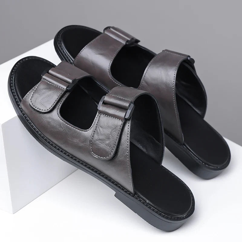 Sandalias de cuero transpirables