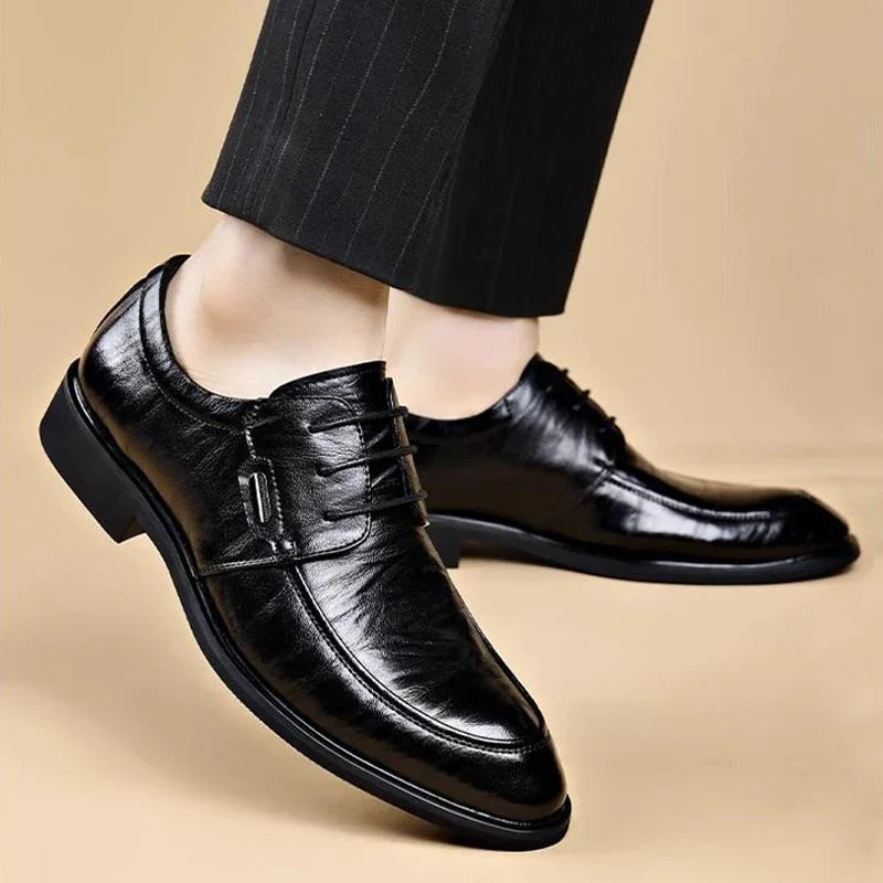 Zapatos de oficina elegantes y formales