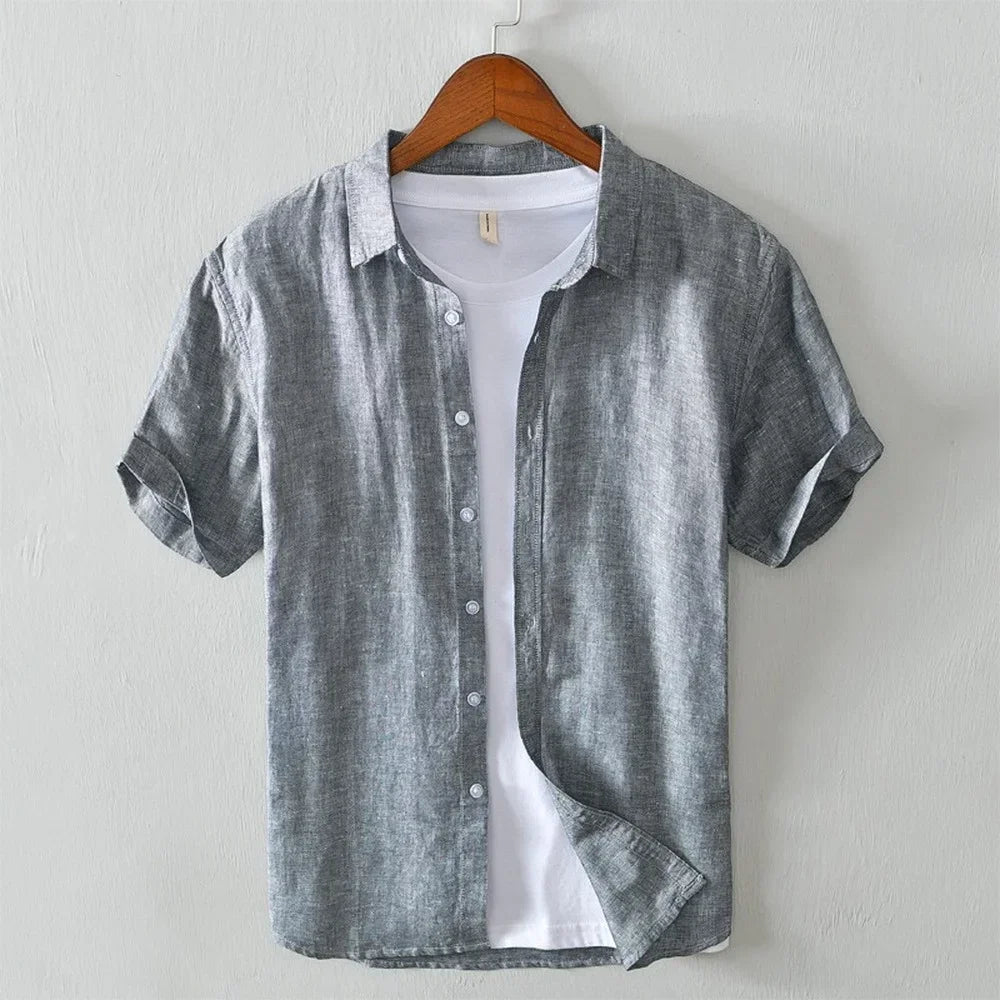 Elegante camisa de verano de lino