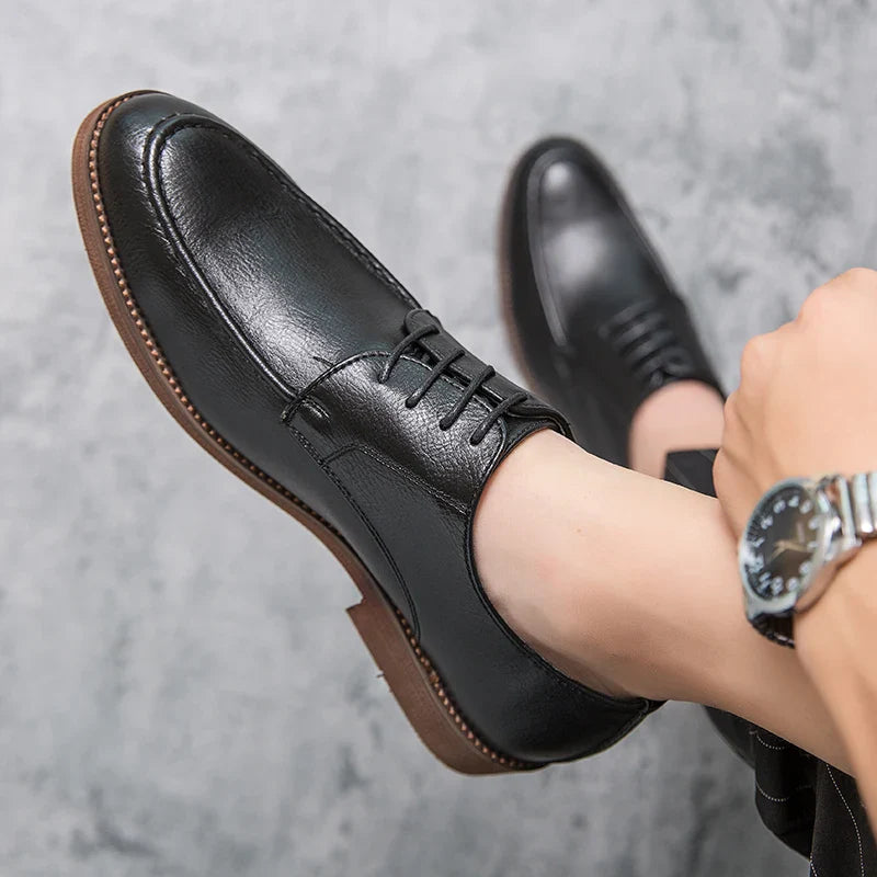 Elegantes zapatos de piel