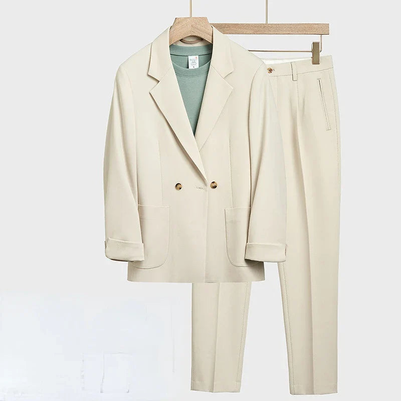 Elegante conjunto holgado para hombre