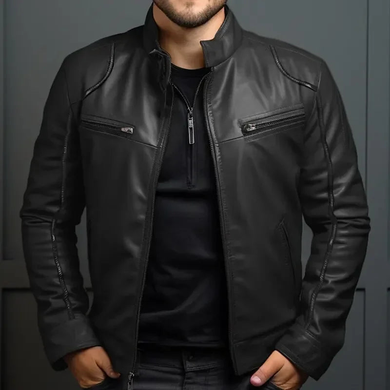 Elegante chaqueta motera de cuero para hombre