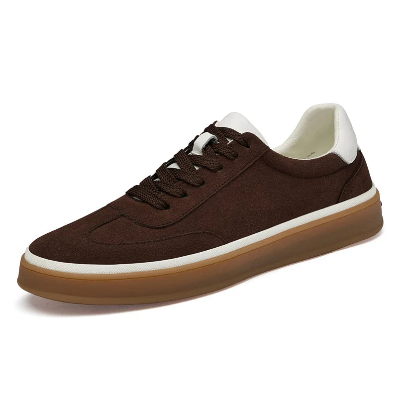 Zapatos elegantes de estilo británico