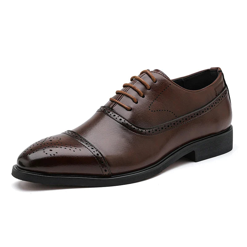 Zapatos Oxford de cuero elegantes