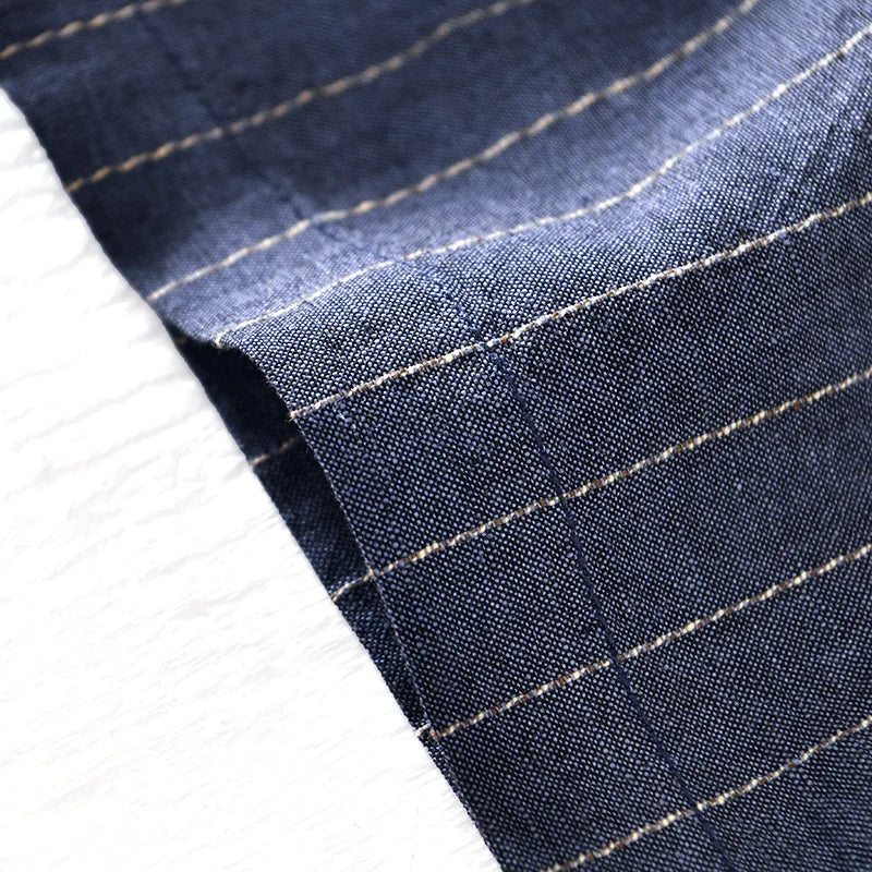 Elegantes pantalones cortos de lino