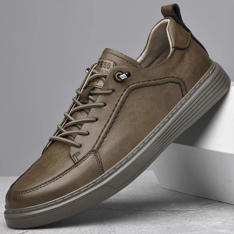 Zapatos elegantes de cuero de alta calidad