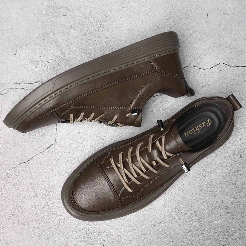 Zapatos elegantes de cuero con suela gruesa