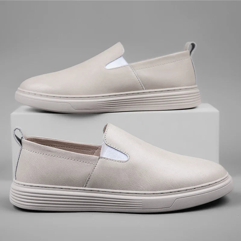 Zapatillas de piel