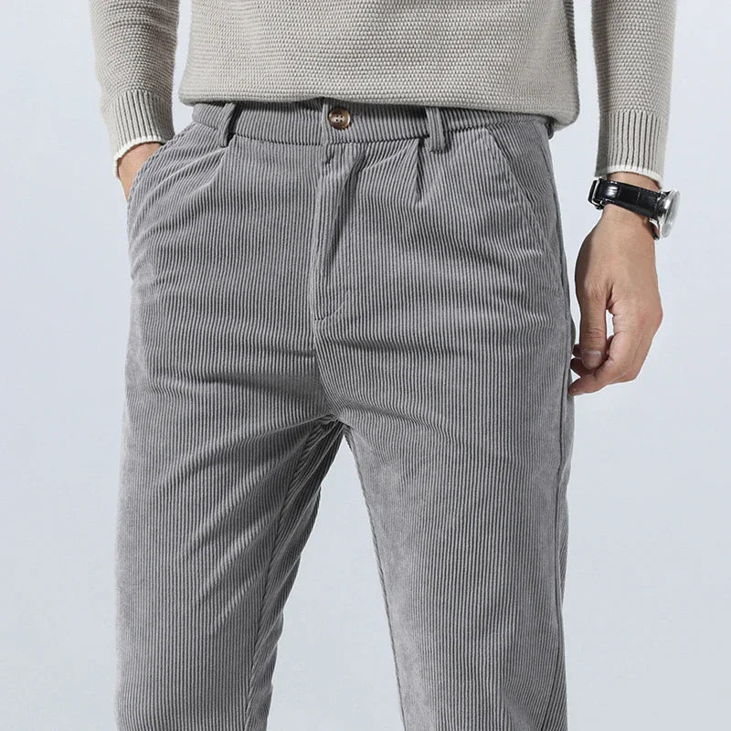 Pantalones informales de pana