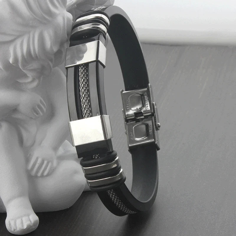 Pulsera de acero inoxidable y piel de silicona