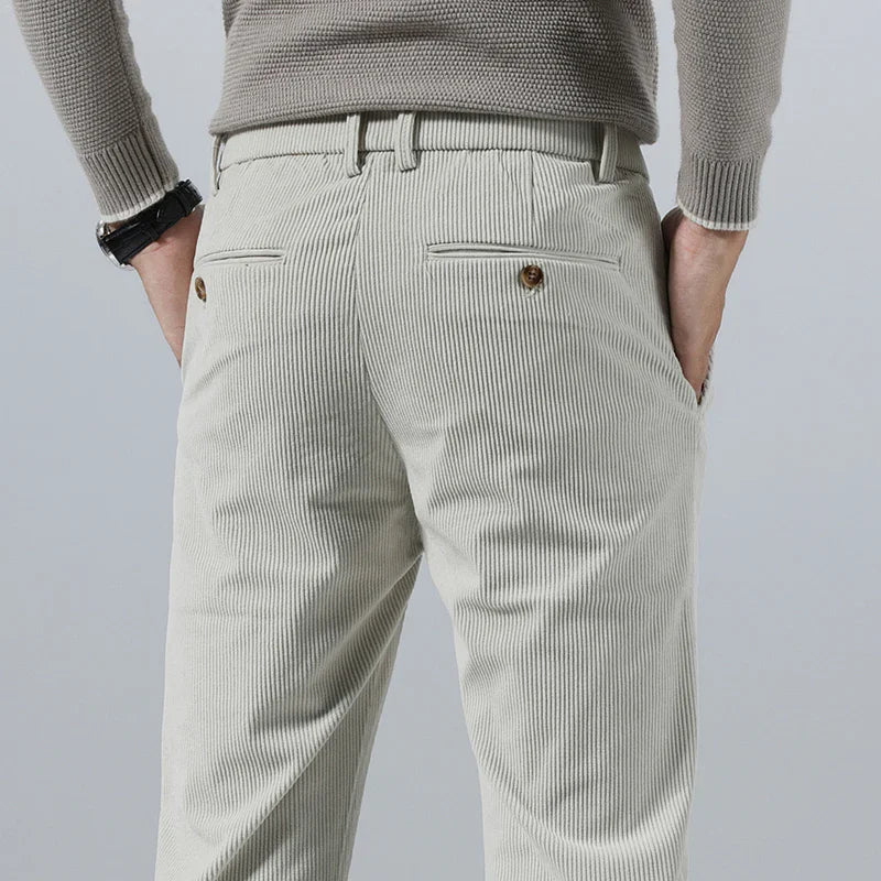 Pantalones informales de pana