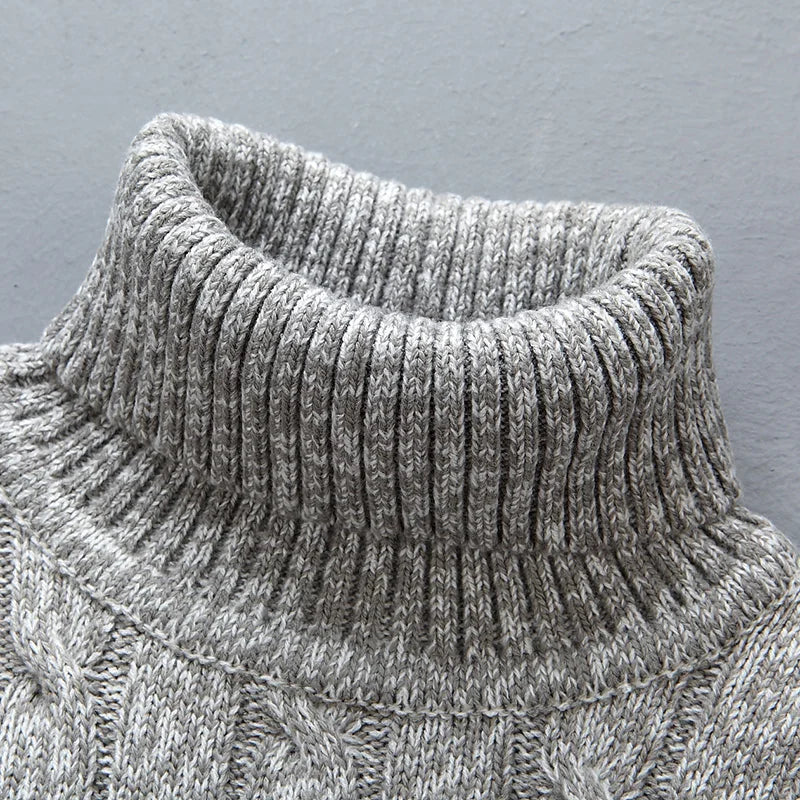 Elegante jersey de lana de cuello alto
