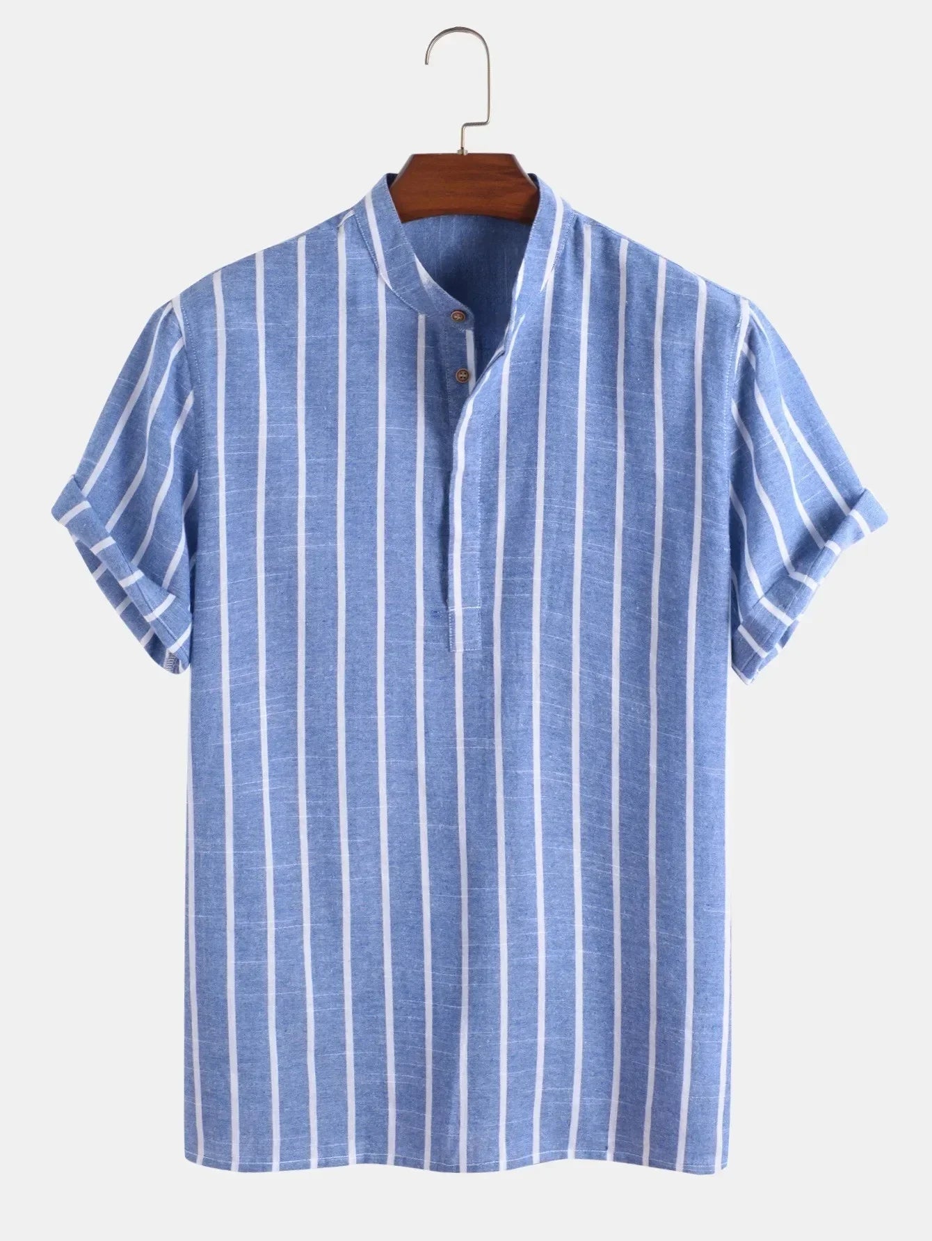 Elegante camisa de rayas de manga corta