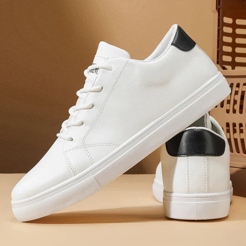 Elegantes zapatillas de piel