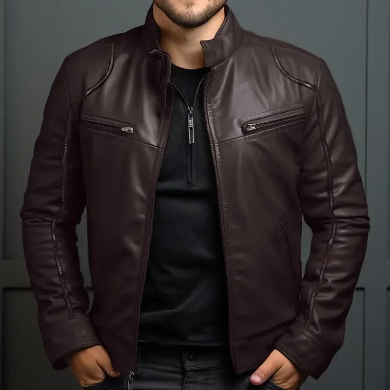 Elegante chaqueta motera de cuero para hombre