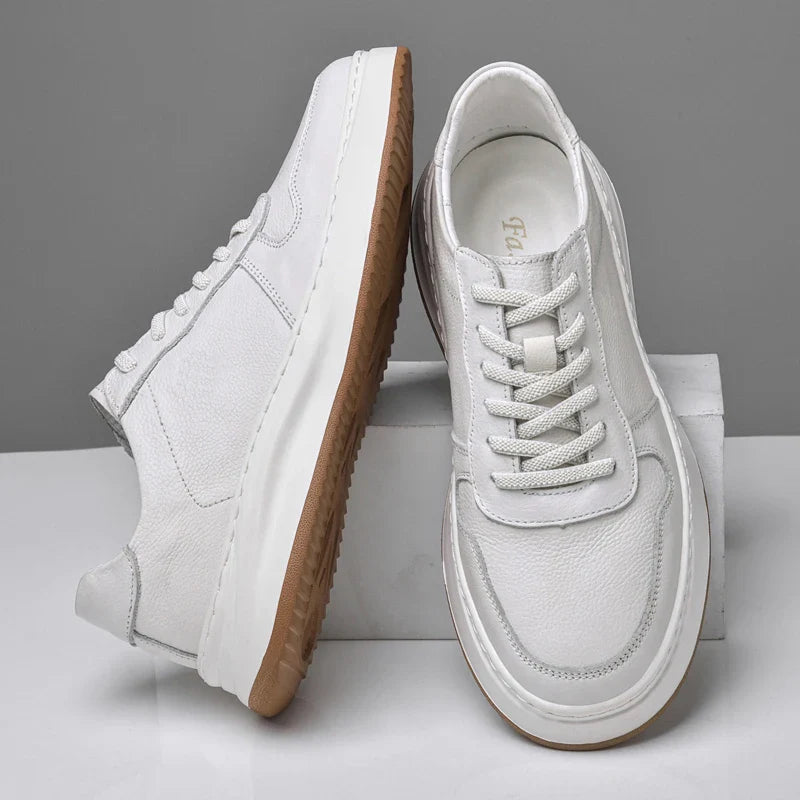 Cómodos zapatos de piel
