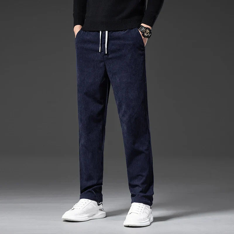 Elegantes pantalones de pana