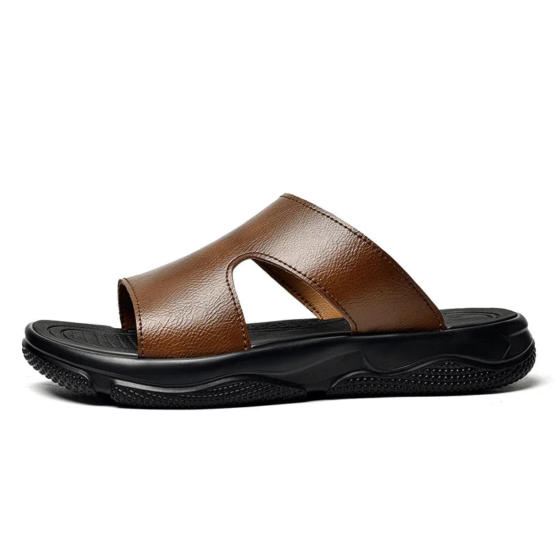 Sandalias elegantes de cuero para hombre