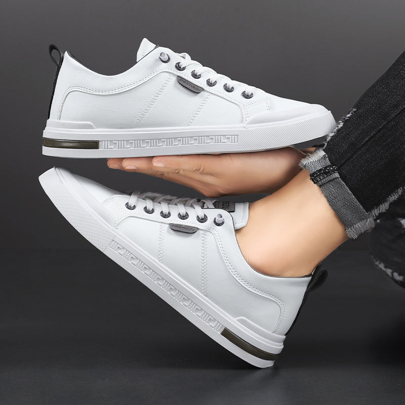 Elegantes zapatillas de piel