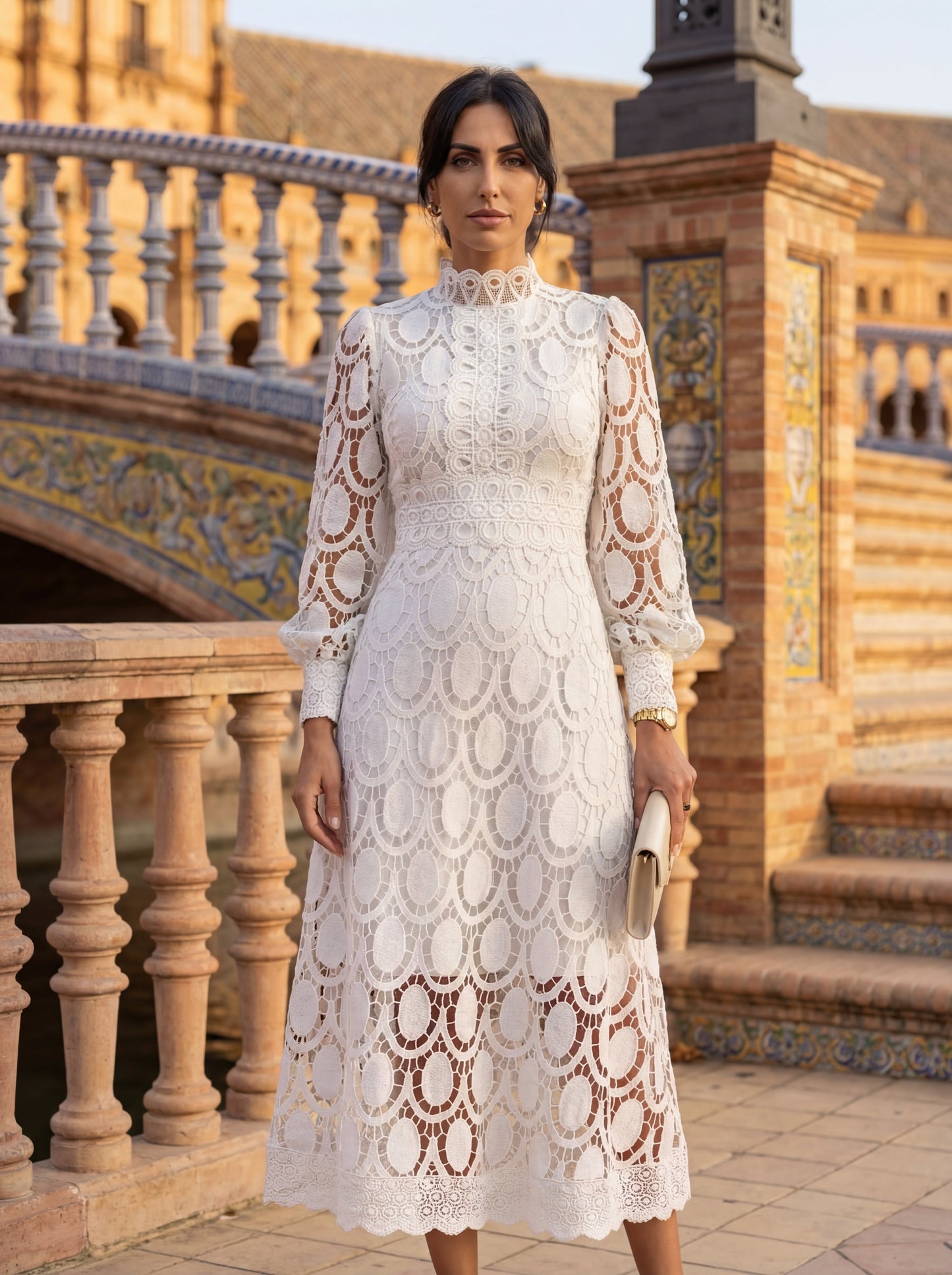 Vestido Midi de Encaje Exclusivo
