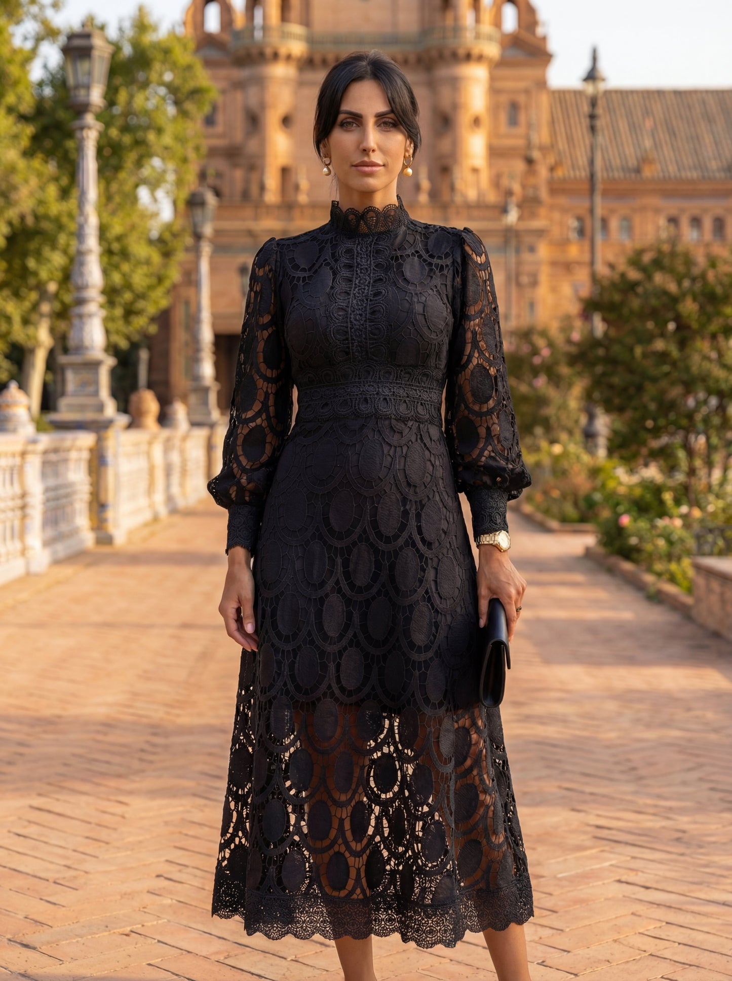 Vestido Midi de Encaje Exclusivo