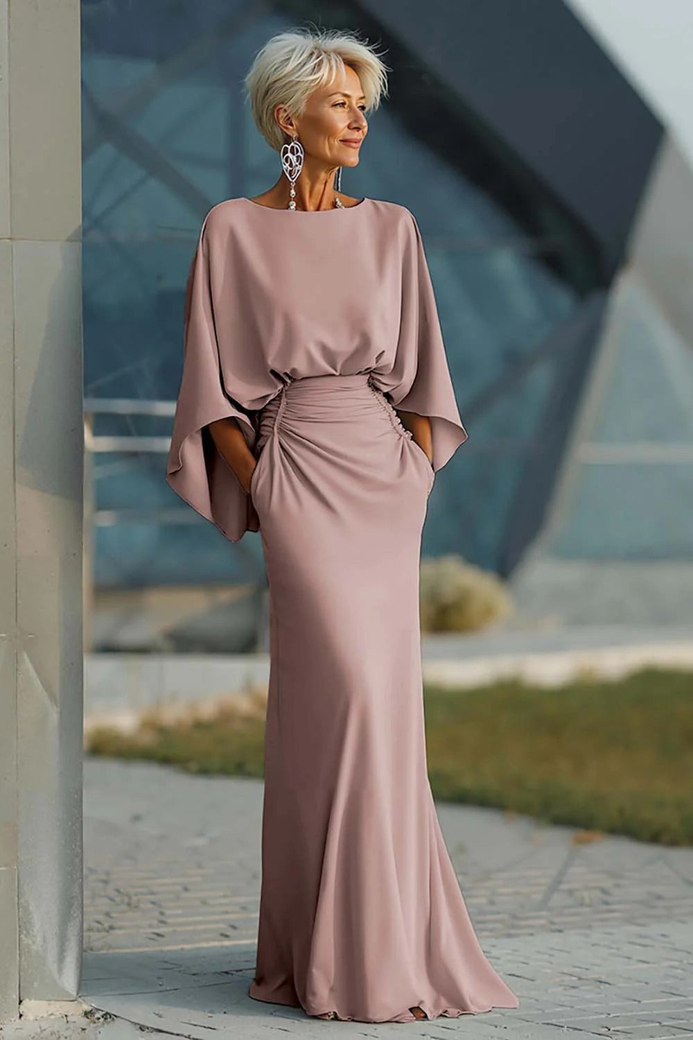 Vestido elegante de espalda abierta en V