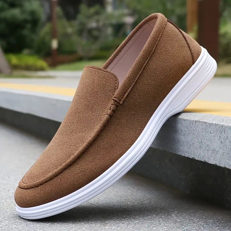Elegantes mocasines para hombre