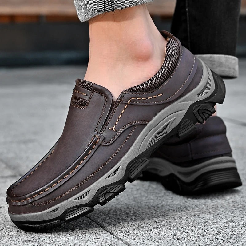 Elegantes zapatos de piel sin cordones