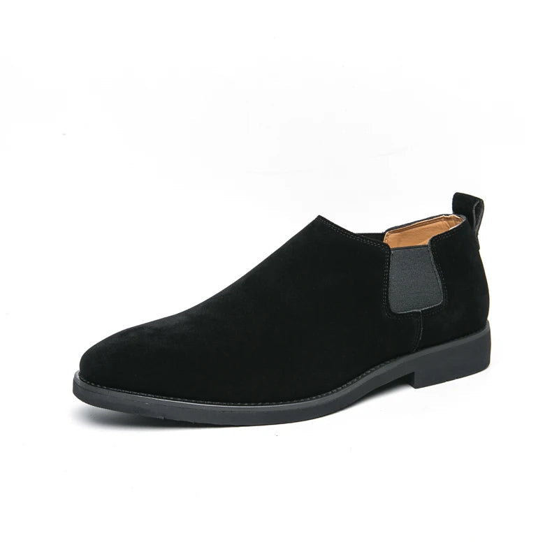Elegantes zapatos británicos de ante