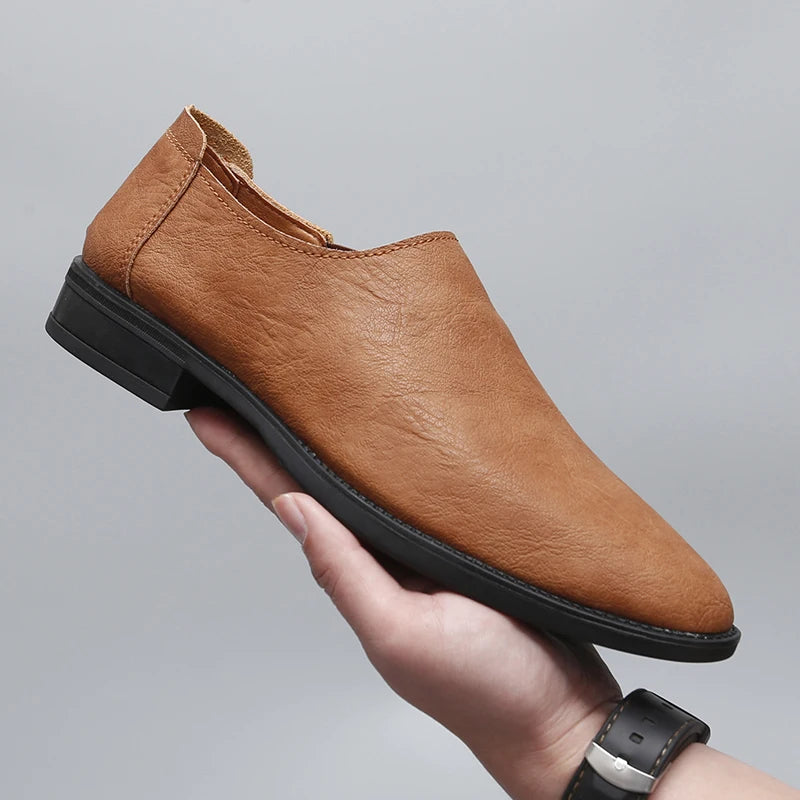 Zapatos de conducir elegantes y ligeros