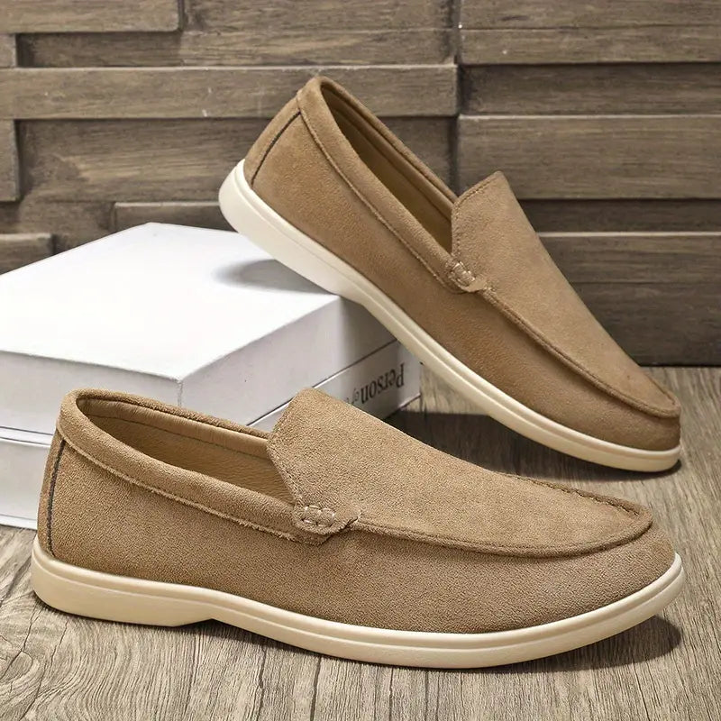 Elegantes mocasines de piel