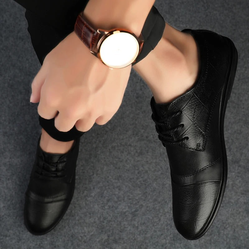 Elegantes zapatos de vestir de piel