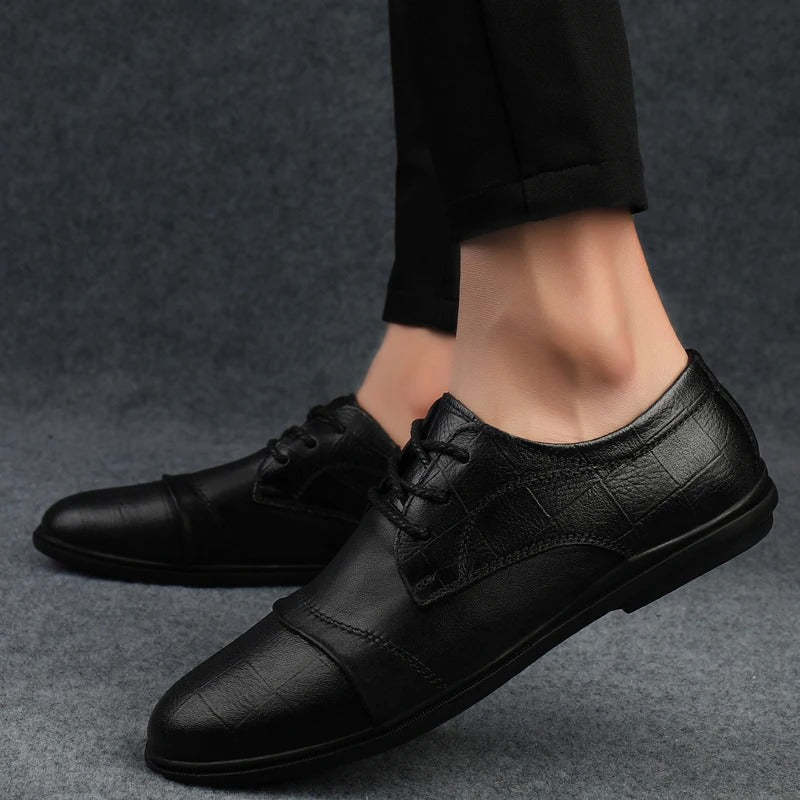 Elegantes zapatos de vestir de piel