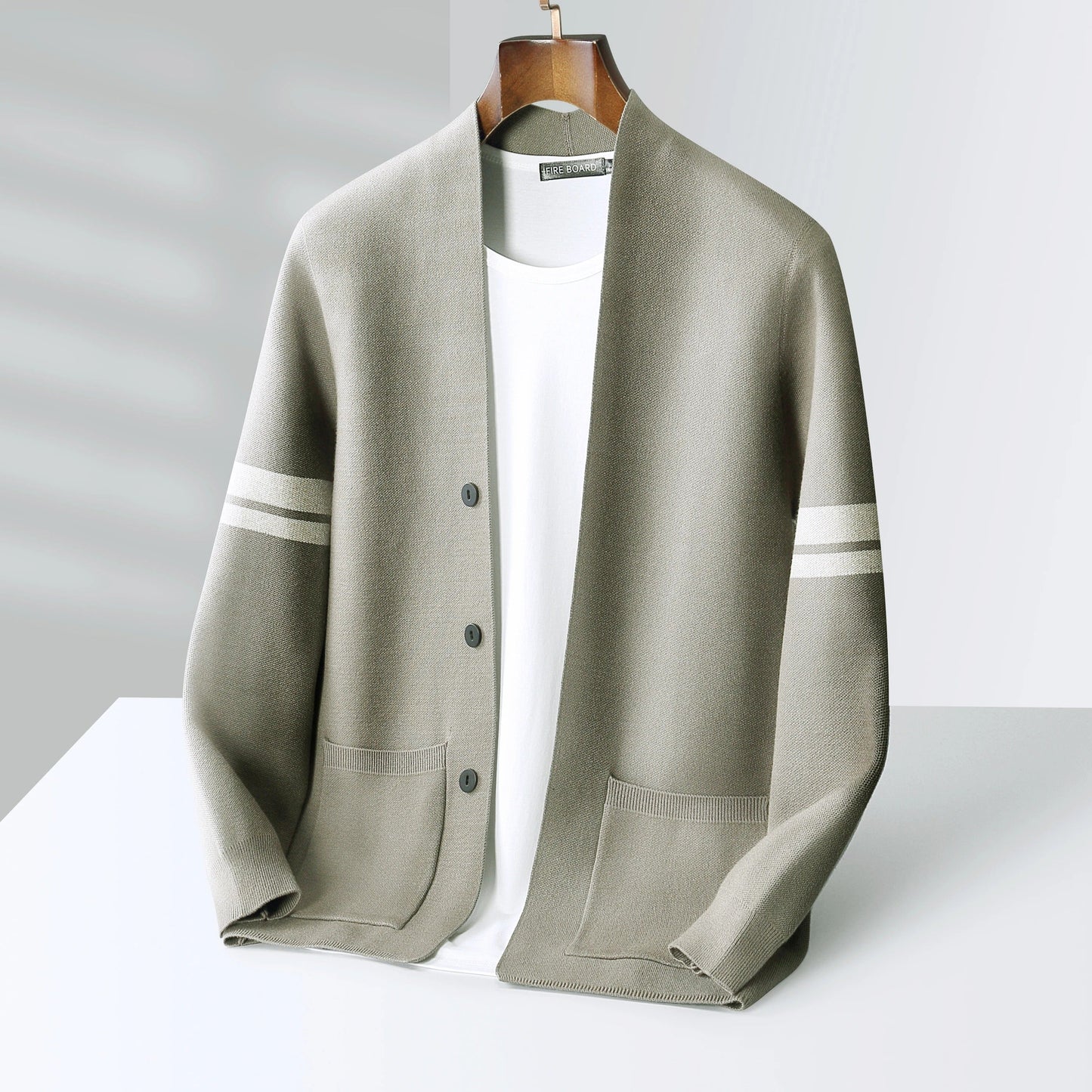 Elegante cárdigan para hombre