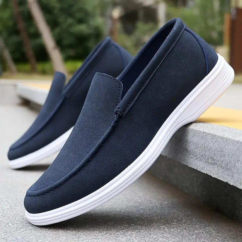Elegantes mocasines para hombre