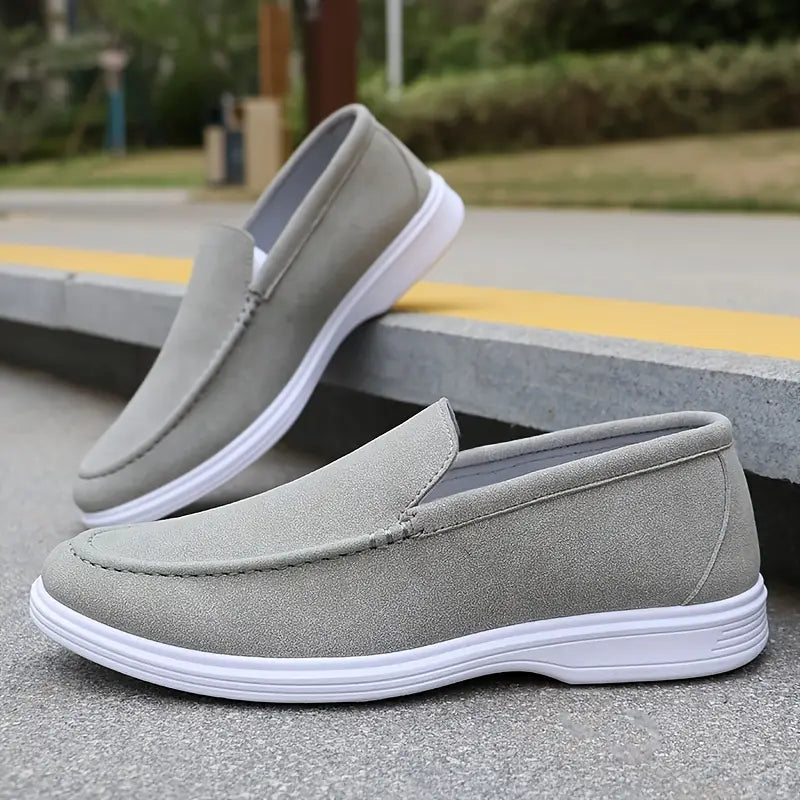 Elegantes mocasines para hombre
