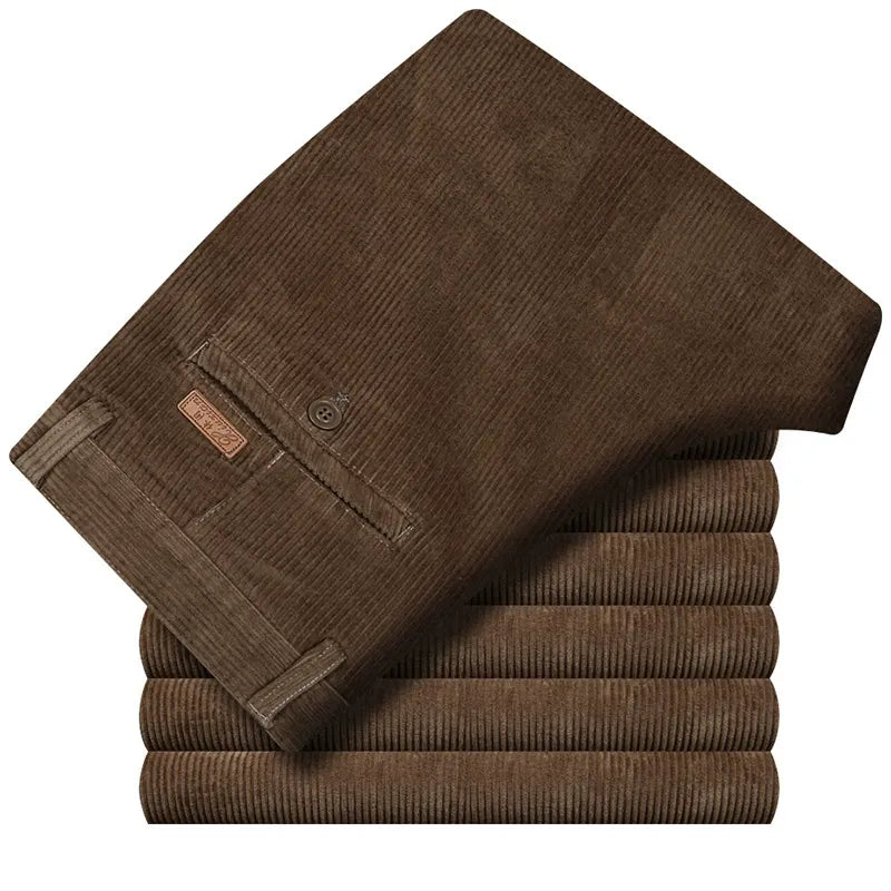 Elegantes pantalones de pana