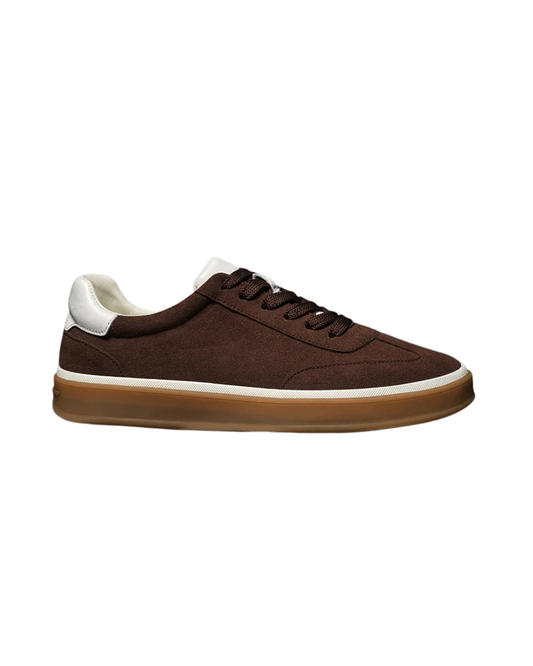 Zapatos elegantes de estilo británico