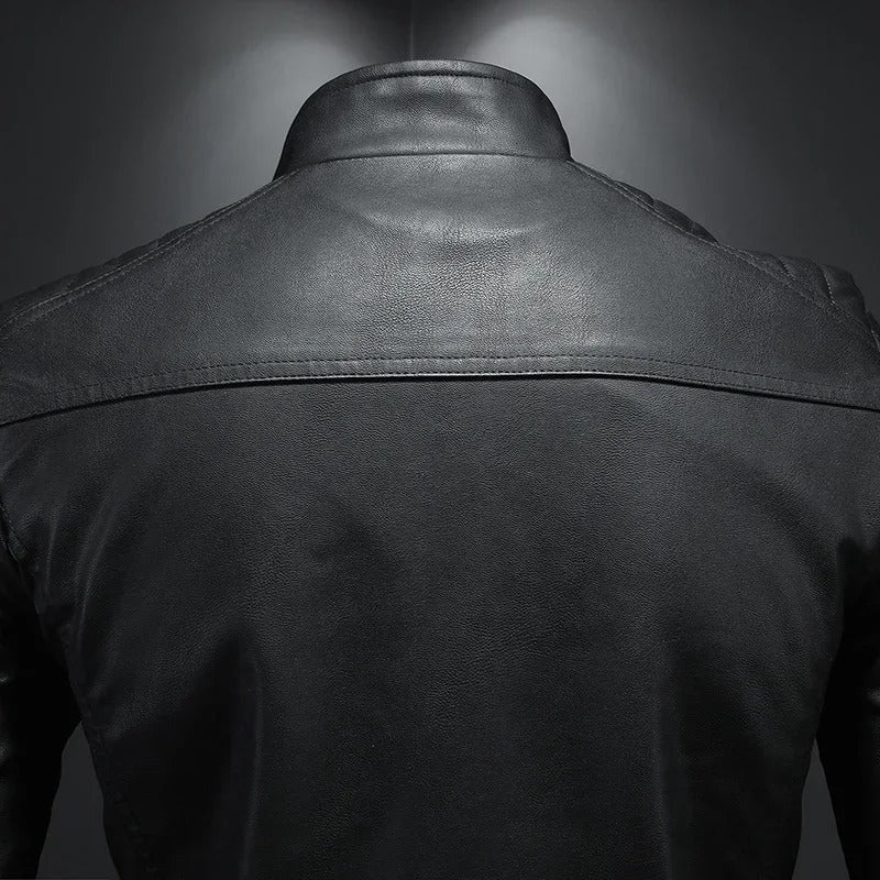 Chaqueta de piel con cuello alto