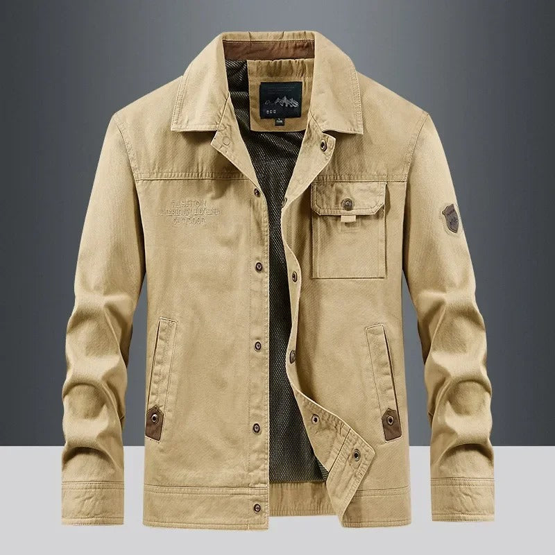 Elegante chaqueta cortavientos