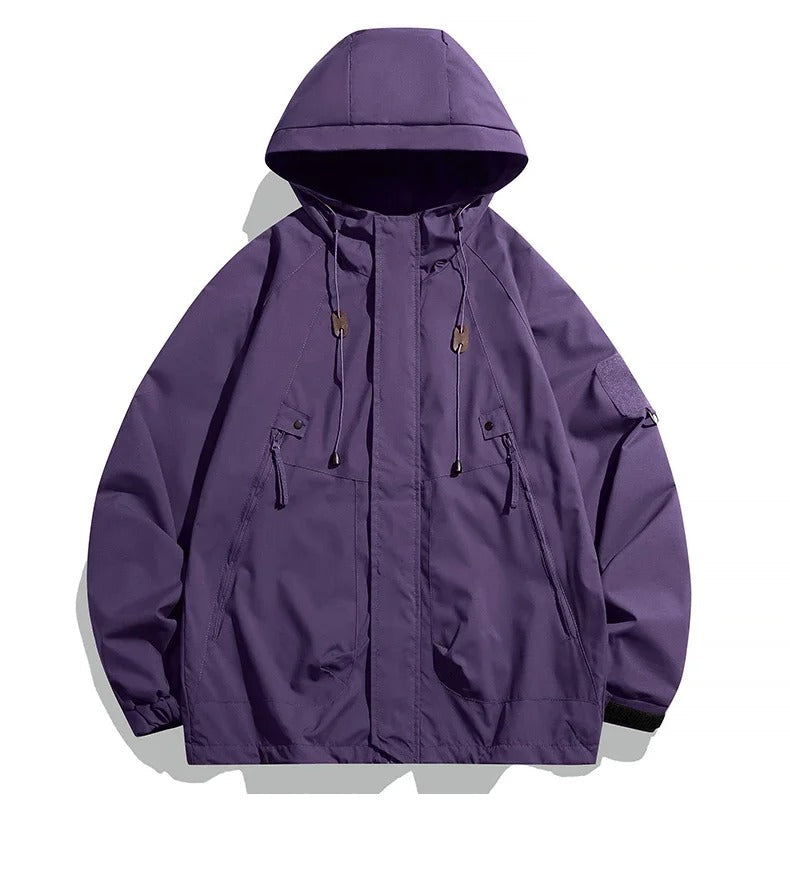 Elegante chaqueta con capucha