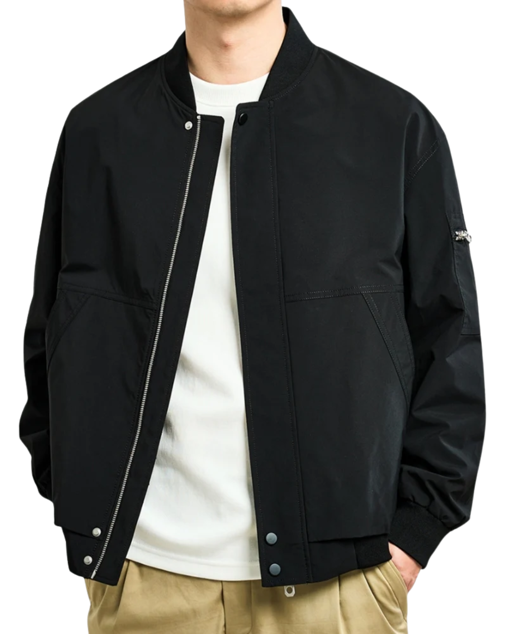Elegante cazadora bomber