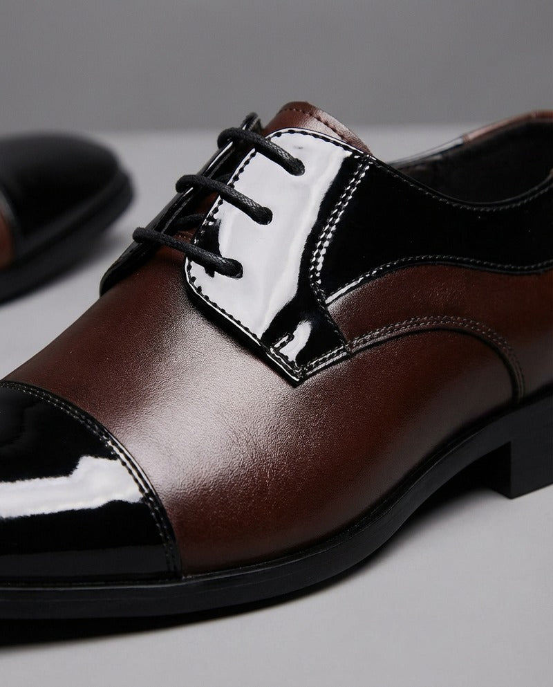 Zapatos Oxford de cuero elegantes