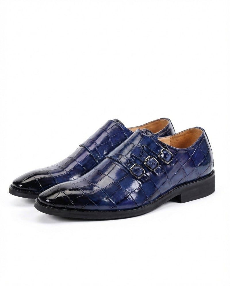 Zapatos elegantes de cuero con hebilla