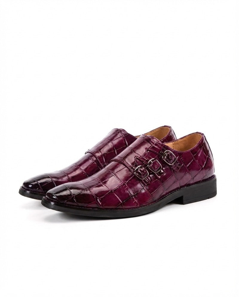 Zapatos elegantes de cuero con hebilla